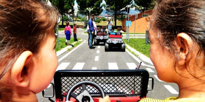Minik Sürücülere Trafik Eğitimi