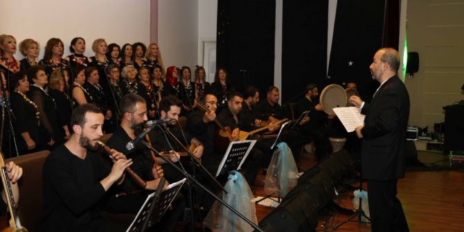 Turgutlu’da Türk Halk Müziği Ziyafeti