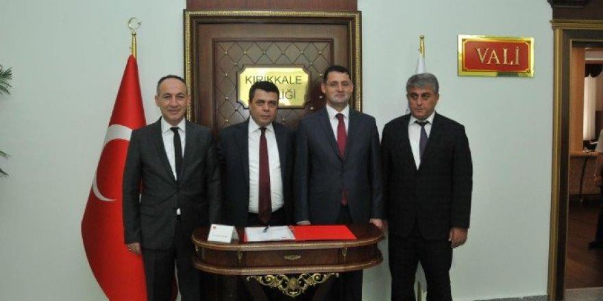 Pevrul Kavlak’tan Vali Haktankaçmaz’ı Ziyaret