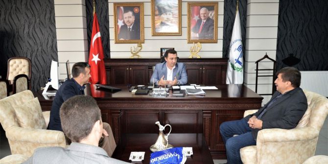 Güneşspor Kulübünden Başkan Bakıcı’ya Hediye Forma