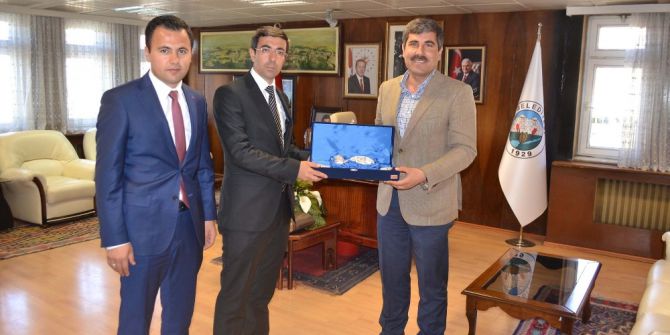 Kaymakam Kırlı Ve Uzan’dan Başkan Asya’ya Ziyaret