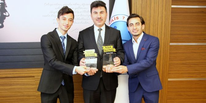 Proje Yarışmasında 7 Aralık Üniversitesi Öğrencileri Birinci Oldu