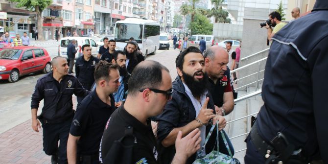 Deaş Saflarında Savaşan 8 Kişi Kocaeli’de Tutuklandı