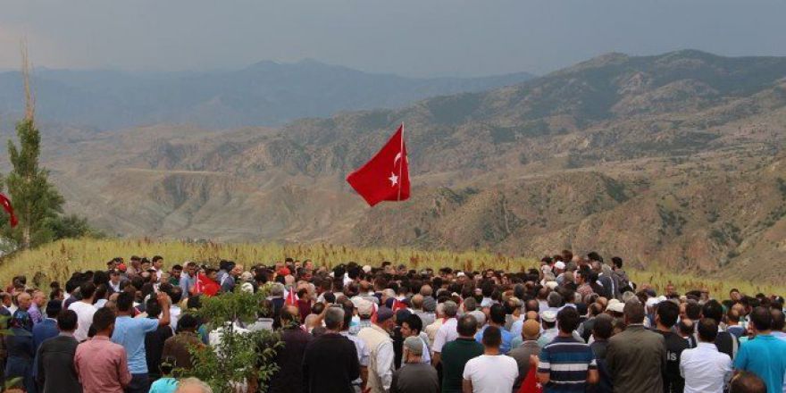 15 Temmuz Şehidi Oğuzhan Yaşar Gözyaşları Arasında Toprağa Verildi