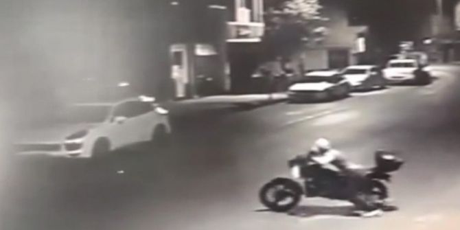 Sahur Vakti Park Halindeki Motosikleti Çaldı