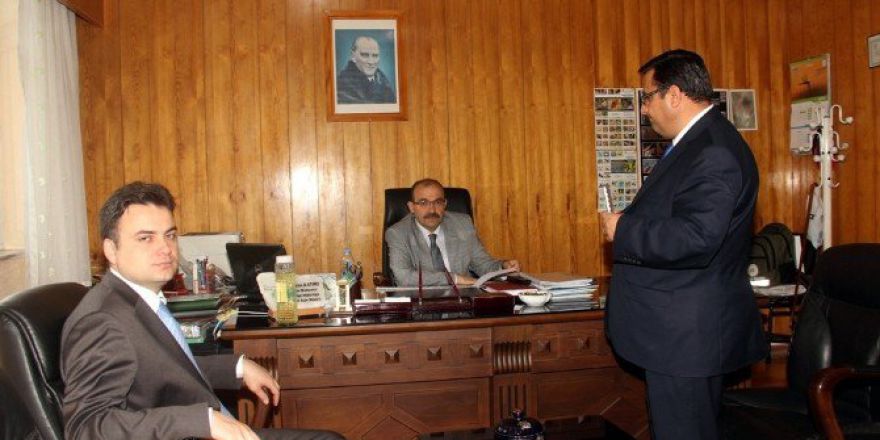 Vali İsmail Ustaoğlu Çalışma Ziyaretlerini Sürdürüyor