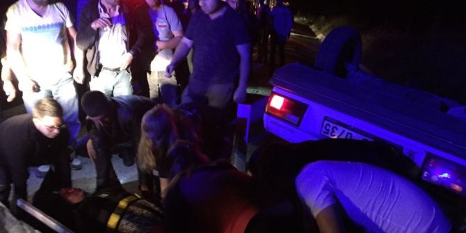 İneğe Çarpan Araç Takla Attı