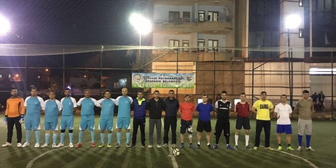 Pervari’de Halı Saha Futbol Turnuvası Yapıldı