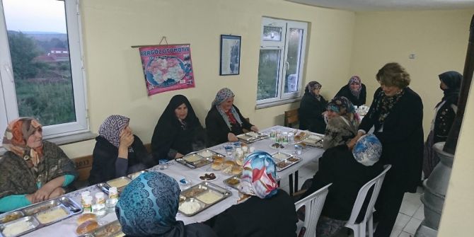 İnönü Belediyesinden İftar Yemeği