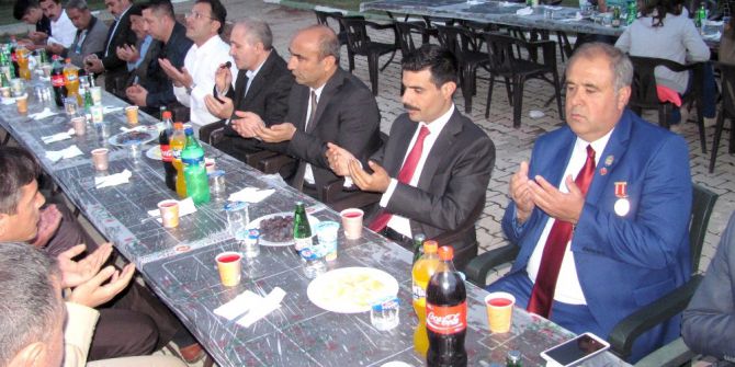 Şehit Aileleri Ve Gazilere İftar