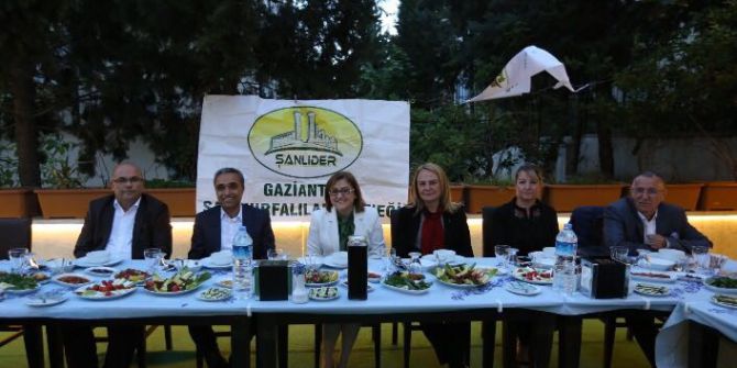 Usta Komedyen Gazianteplilerle Buluştu