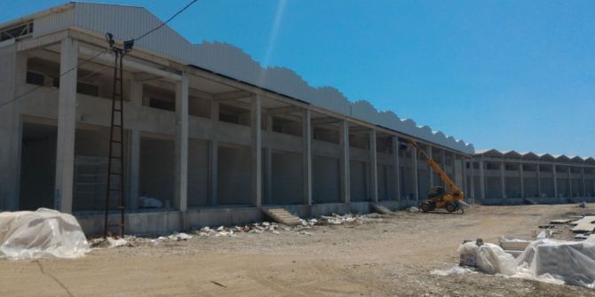 Finike Hali’nin Yüzde 70’i Tamamlandı