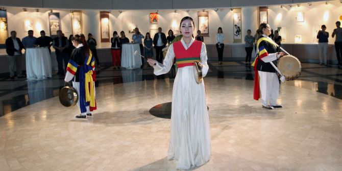 Yenimahalle’de ‘Kore Ve Türkiye Omuz Omuza Kaligrafi’ Sergisi