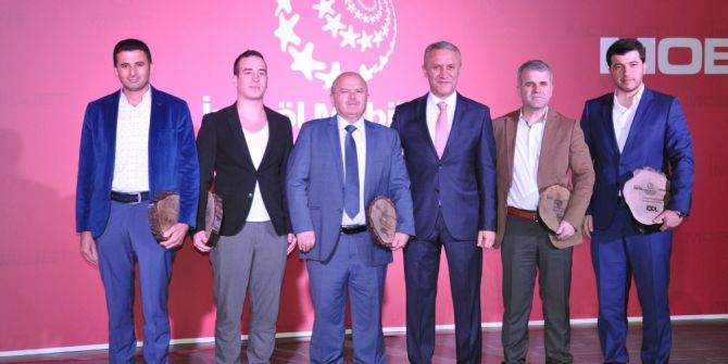Mobilyanın Yıldızlarına Ödül