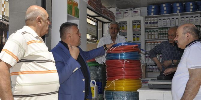 Akhisar’da Esnafı Sevindiren Hizmet