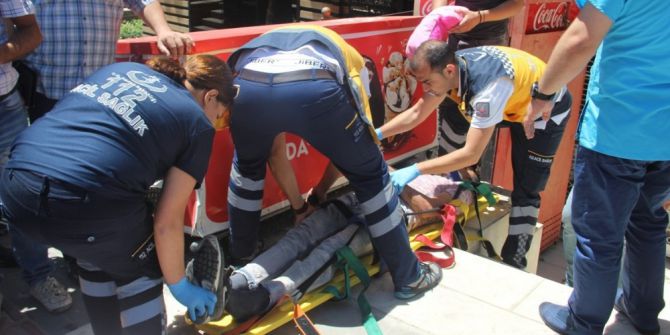 Şanlıurfa’da Otomobil İle Motosiklet Çarpıştı: 2 Yaralı