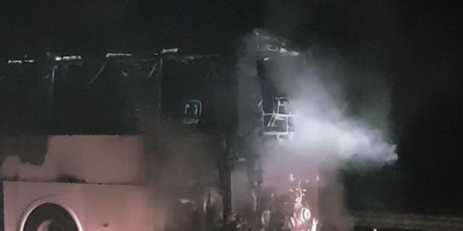 45 Yolcusu Bulunan Otobüs Alev Alev Yandı