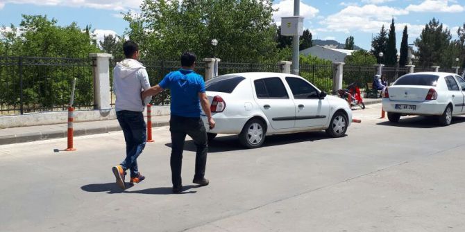 Uyuşturucu Ticareti Yapan Şahıs Tutuklandı