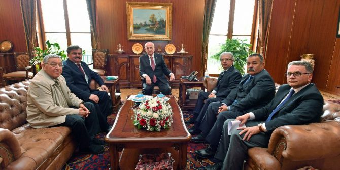 Çaturoğlu, Gazi Alemdar Gemisi’ne ‘İstiklal Madalyası’ İstedi