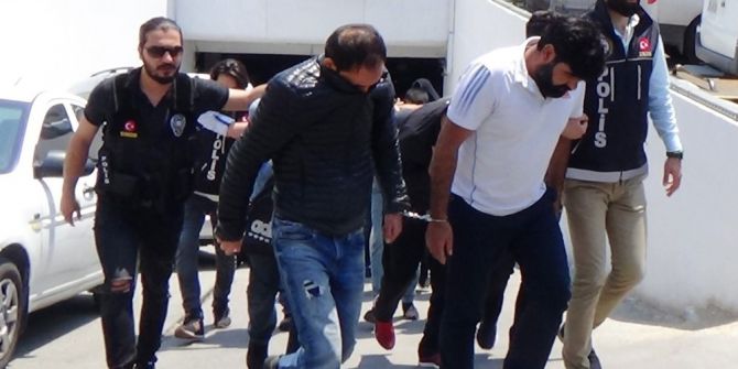 Uyuşturucu Ticaretinden Gözaltına Alınan 36 Kişiden 27’si Adliyeye Sevk Edildi