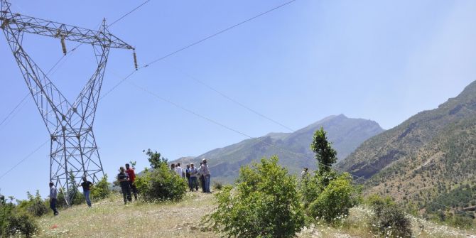 Vatandaşlar Helikopterin Düşme Anında Yaşananları Anlattı