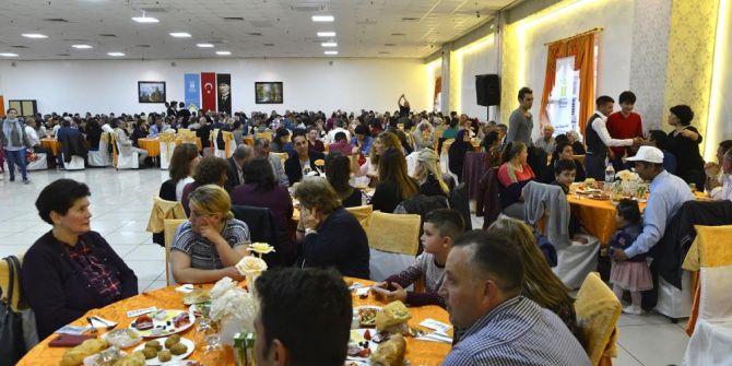 Tepebaşı Belediyesi Personeli İftarda Buluştu