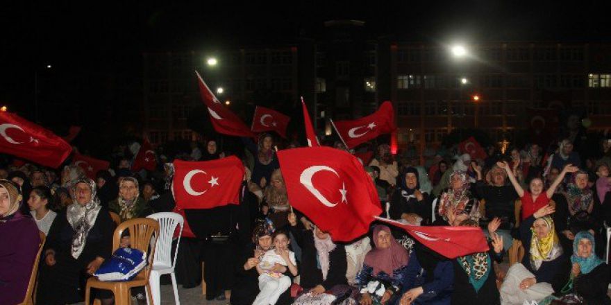 Bafra 22. Günde De Meydanlarda