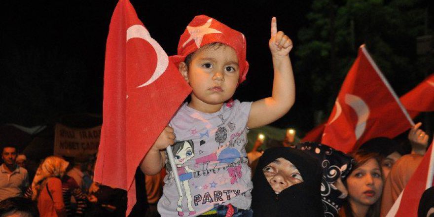 Muş’ta Demokrasi Nöbeti