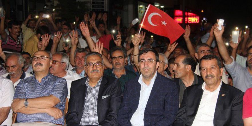 Ak Parti Genel Başkan Yardımcısı Yılmaz: "Bu Milletin Değerlerini Kullandılar, Her Türlü Kılığa Girdiler"