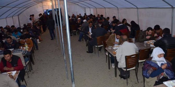 Çat Belediyesi’nden İftar Çadırı