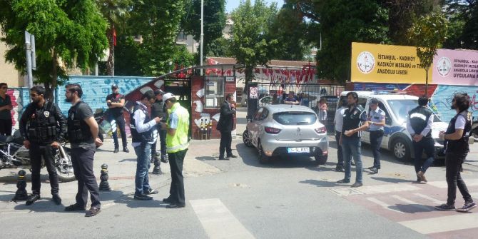 İstanbul Polisinden Uyuşturucu Uygulaması