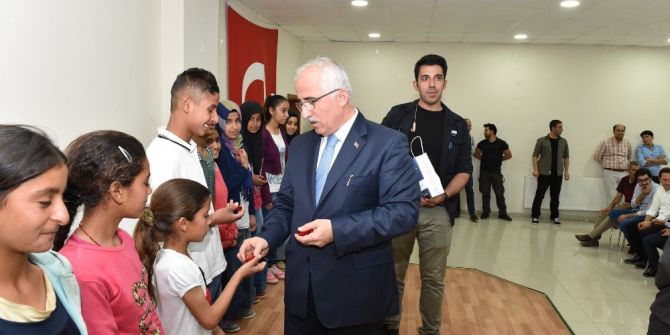 Akçakale Ve Harranlı Öğrencilere Altın Ödül