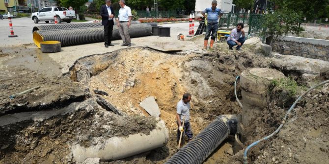 Başkan Yardımcısı Ali Avcıoğlu Ekiplerin Başında