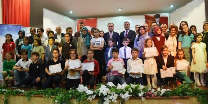 "Oku, Anla, Yaşa" Projesiyle 170 Bin Kitap Okundu