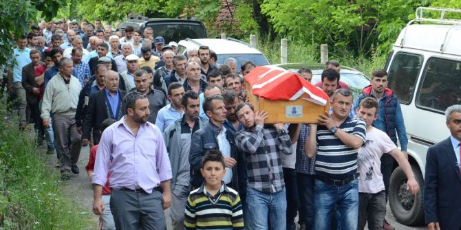 Göçükte Ölen Babaya Son Dokunuş