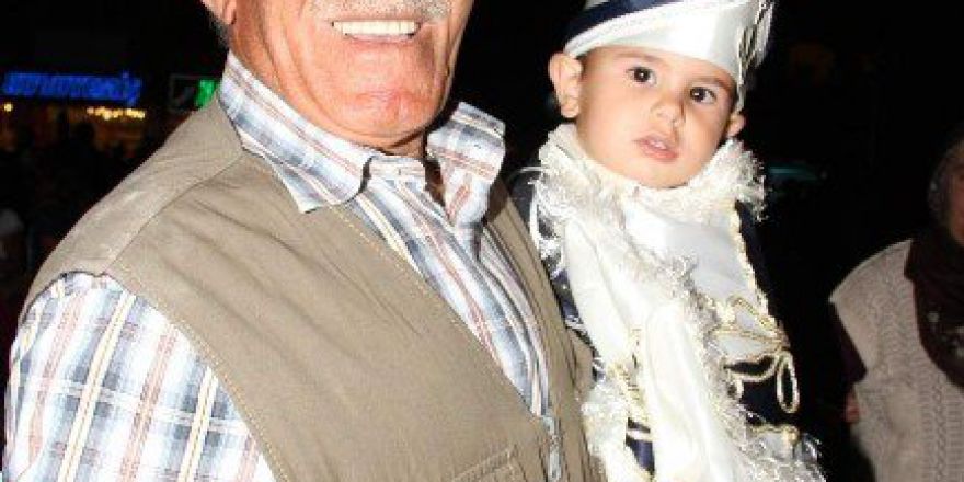 Demokrasi Nöbetinde Sünnet Şöleni Yapıldı