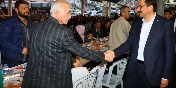 Keçiören İki Mahalleyi, İftar Sofrasında Buluşturdu