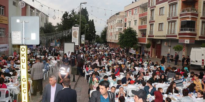 Mahallece İftar Yaptılar