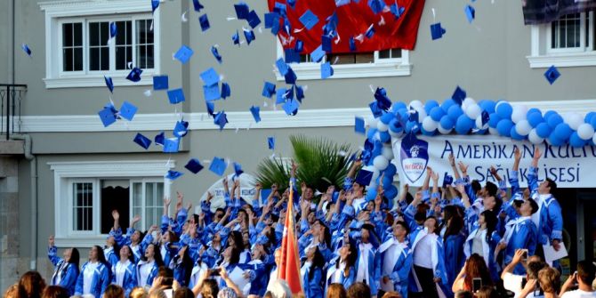 Söke Sağlık Meslek Lisesi İlk Mezunlarını Verdi