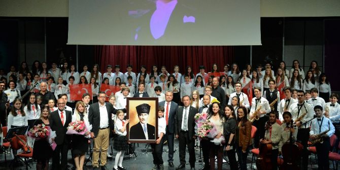 Muratpaşa Gençlik Orkestrası Yeni Müzisyenlerini Arıyor