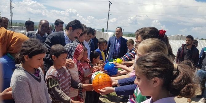 Kardeşlik Köprüsüne Bir Örnek De Seyitgazi’den