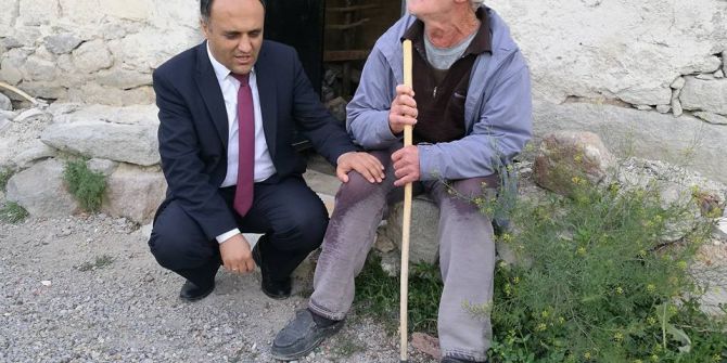 Başkan Özaltun’dan Ramazan Ayında Çat Kapı Ev Ziyaretleri