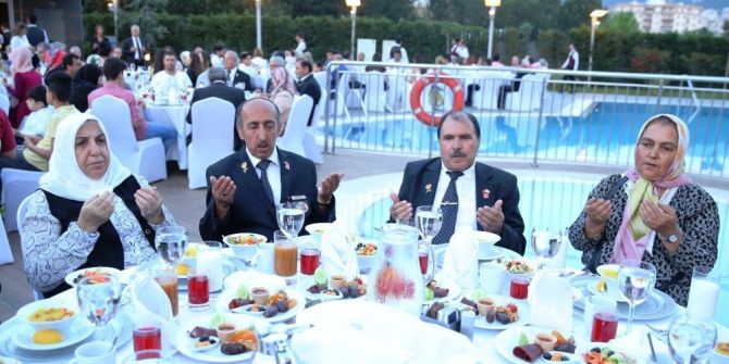 Bozbey, Şehit Yakınları Ve Gazilerden Helallik İstedi