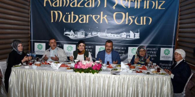 Meram Kadın Ve Gençlik Meclisleri İftarda Buluştu