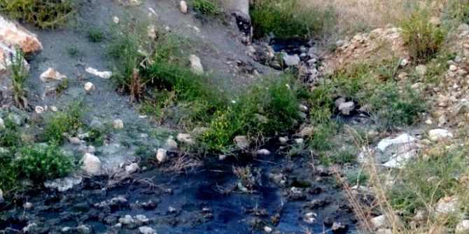 Açıktan Akan Kanalizasyon Tehlike Saçıyor