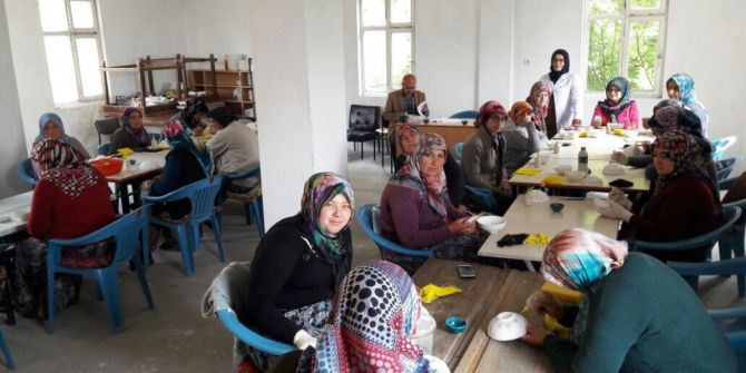 Hisarcık’ta Çini İşlemeciliği Ve Çinicilik Kursu Açıldı