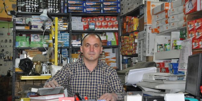 Kars’ta Elektrikçiler Sahte Elektrikçilerden Şikayetçi