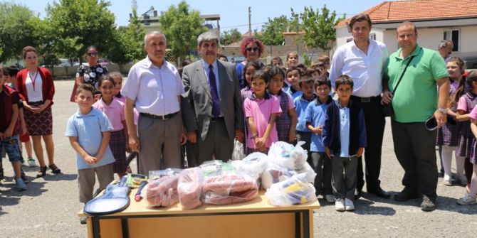 Burhaniye’de Atık Pil Toplayan Öğrenciler Ödüllendirildi