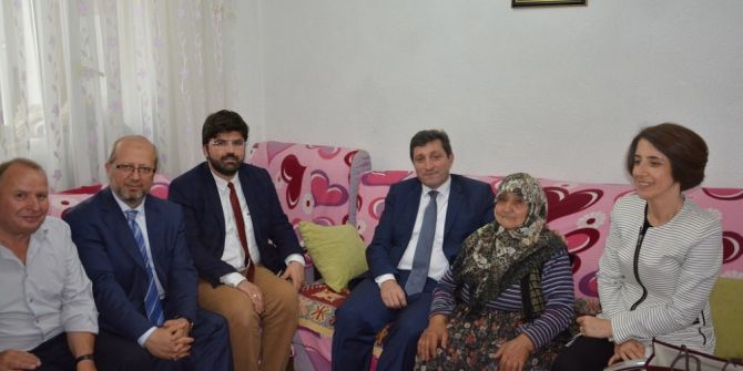 Vali Tavlı’dan Şehit Ailelerine Ziyaret