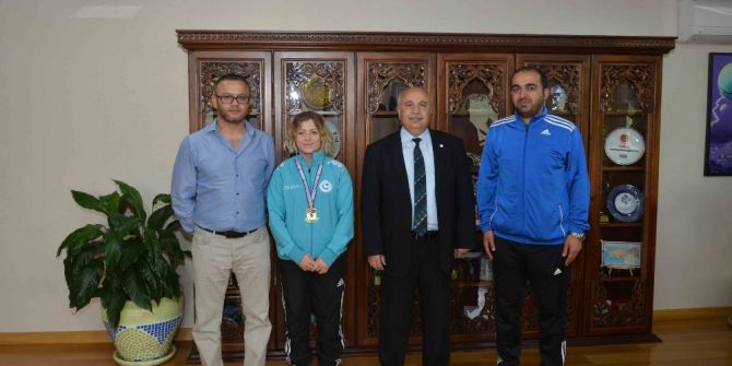 Üniversitelerarası Türkiye Güreş Şampiyonu Adıyaman Üniversitesinden